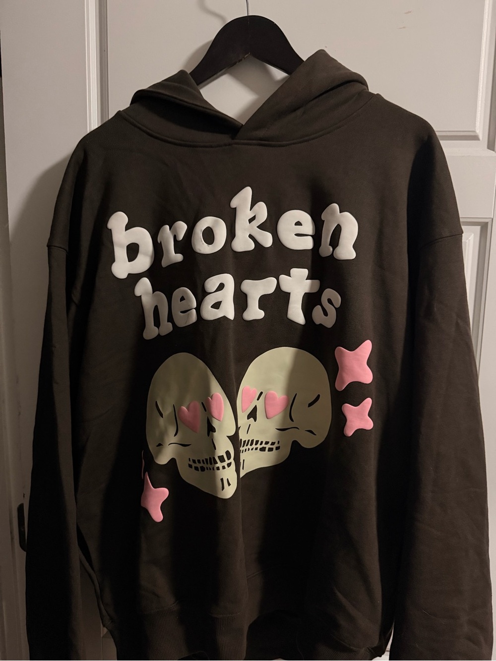 Broken Hearts Graphic Zip-Up Hoodie - Black with Pink Accents